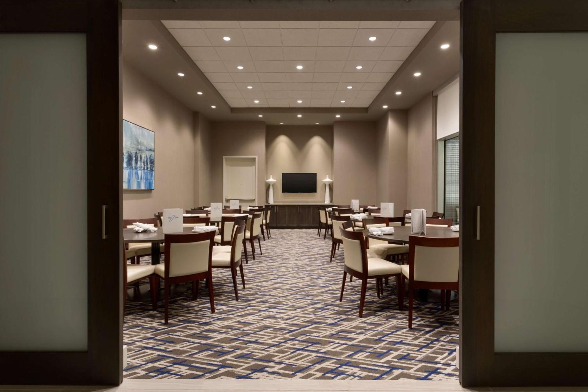 Embassy Suites By Hilton Kansas City Olathe Exterior foto